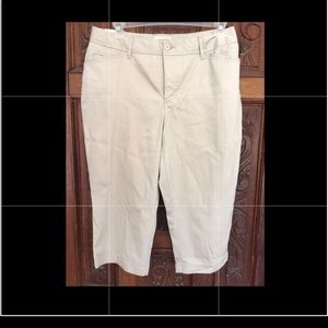 St. John’s Bay cream Capri